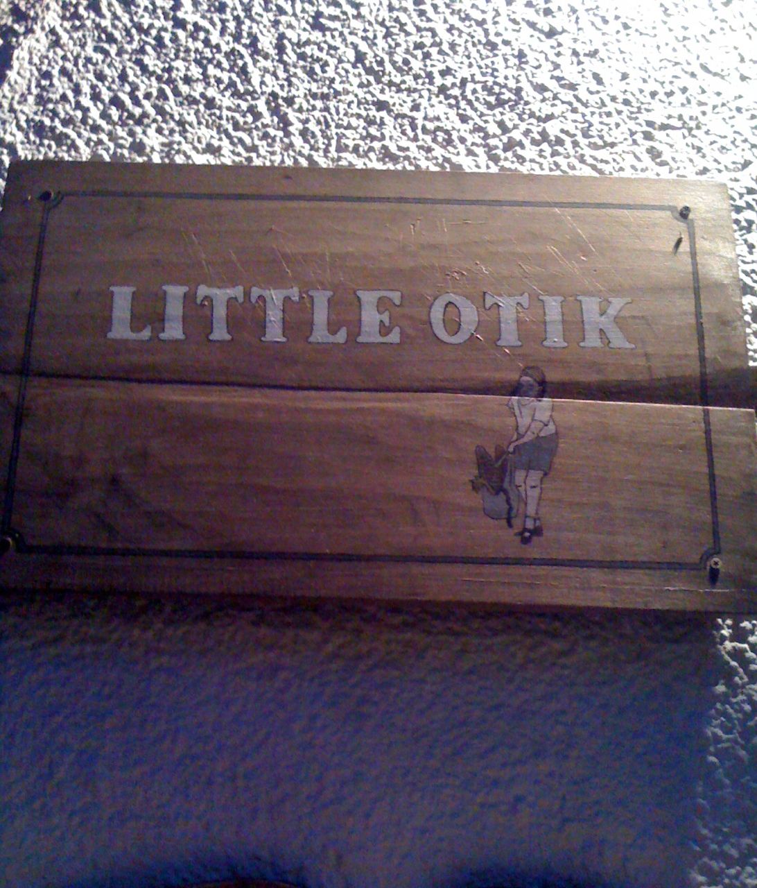 <!--:en-->Dining in out in Berlin’s Graefestrasse at”Little Otik”<!--:-->